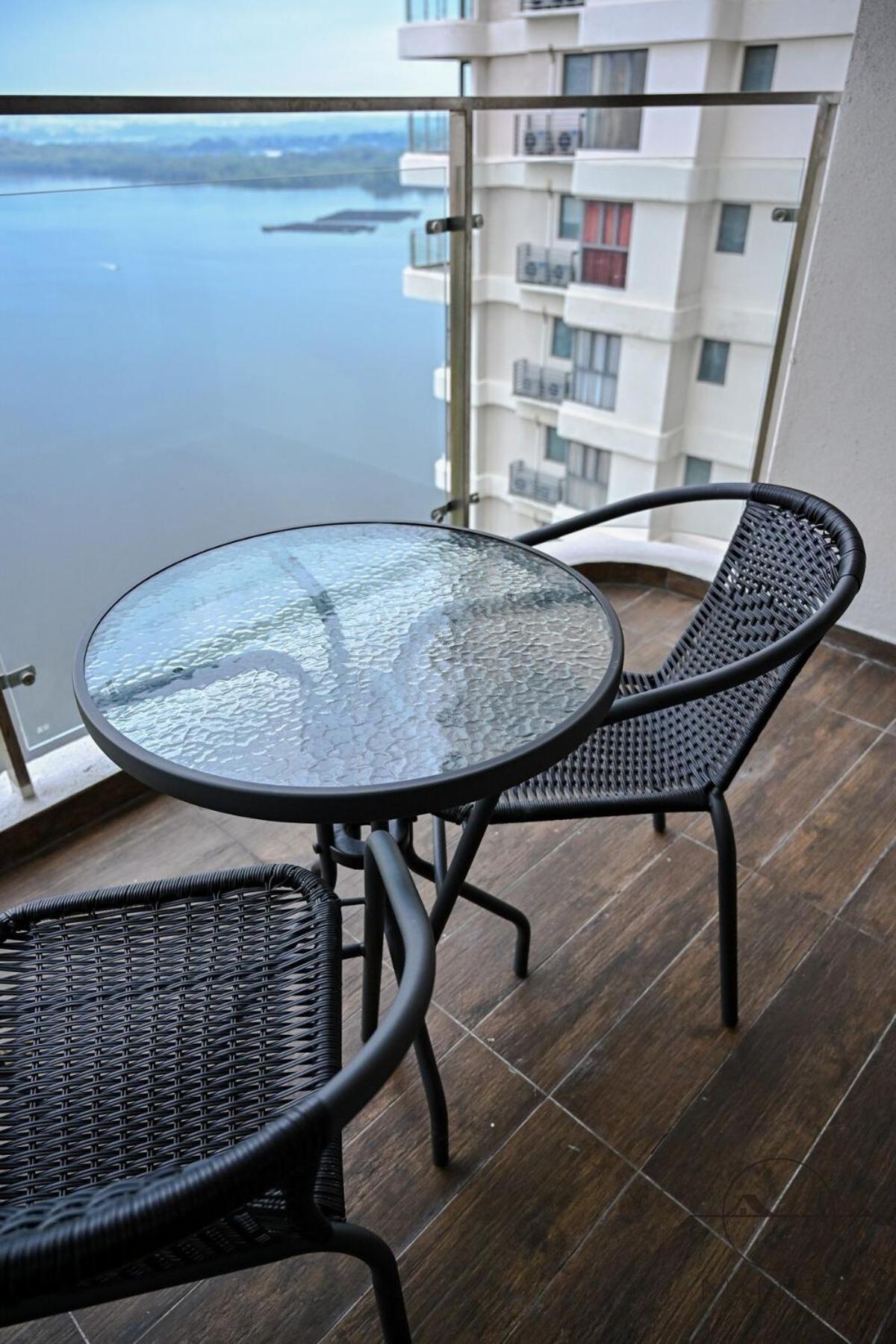 Apartmán Kingsbay B #5Pax #Vintagewood #Highfloor Johor Bahru Exteriér fotografie
